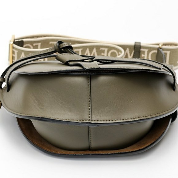 LOEWE Khaki Shoulder Bag - Picture 5 of 7
